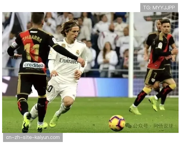 拉齐奥四后卫防线协同不足 高位逼抢与回防衔接问题